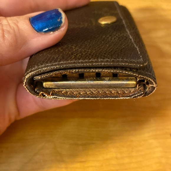 Louis Vuitton Monogram 4 Key Card Holder FL0092 - Picture 8 of 13